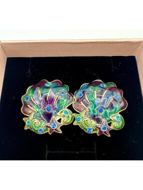 Rare Edgar Berebi Vintage 1980s Shell Seashell Enamel Post Earrings Resortwear